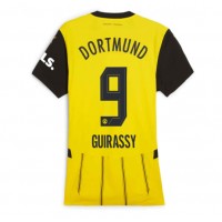 Camisa de Futebol Borussia Dortmund Serhou Guirassy #9 Equipamento Principal Mulheres 2024-25 Manga Curta